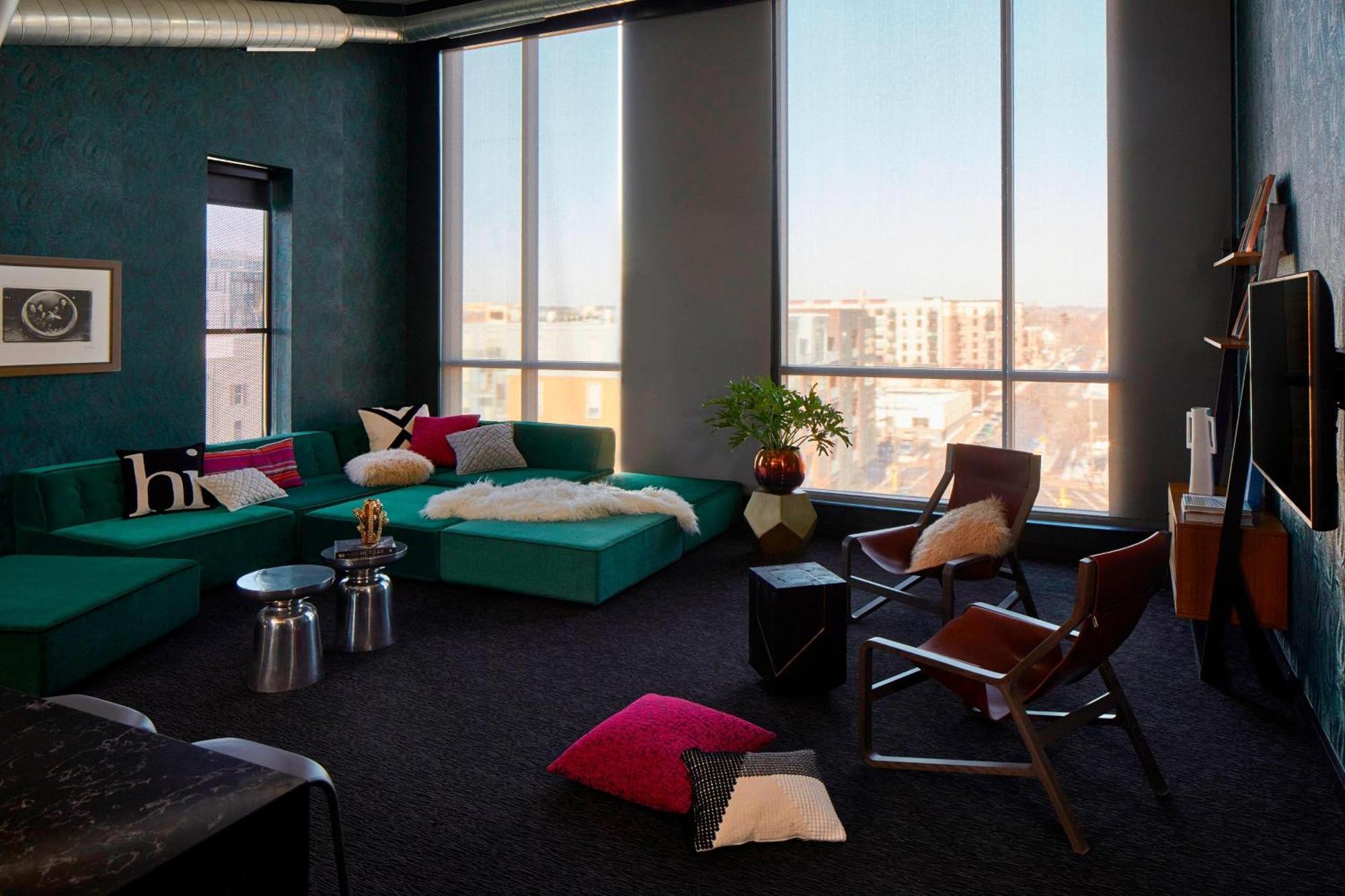 Moxy Minneapolis Uptown Dış mekan fotoğraf